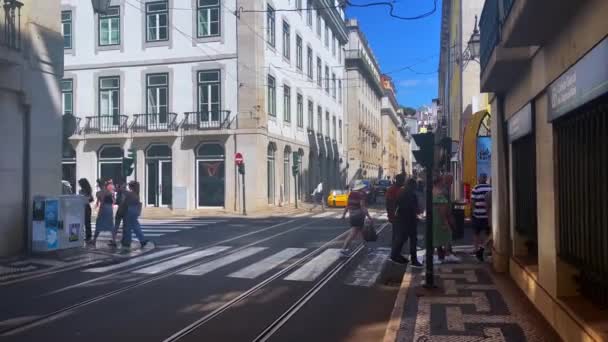 Rickshaw Jedoucí Silnici Lisabonu — Stock video