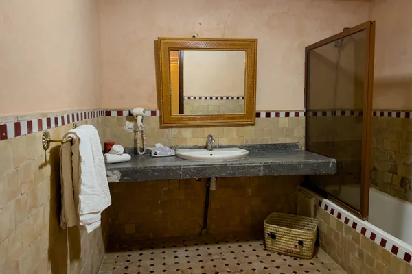 Intérieur Une Salle Bain Traditionnelle Riad Maroc — Photo