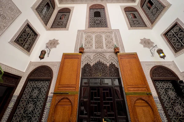 Όμορφο Μεσαιωνικό Εσωτερικό Ενός Ριάντ Στο Μαρόκο — Φωτογραφία Αρχείου