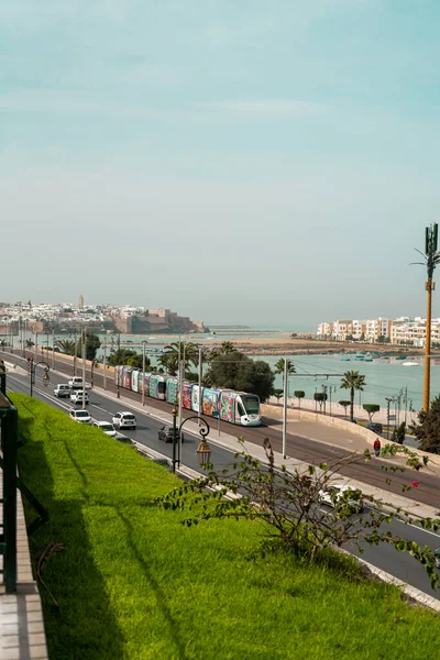 Moderne Straßenbahn Fluss Bou Regreg Rabat — Stockfoto