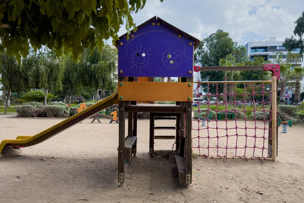 Une Glissière Sur Sable Dans Une Aire Jeux Pour Enfants — Photo
