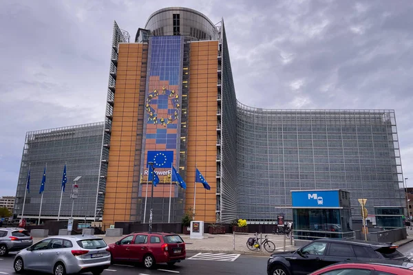 Auta Jedoucí Blízkosti Sídla Evropské Komise Bruselu — Stock fotografie