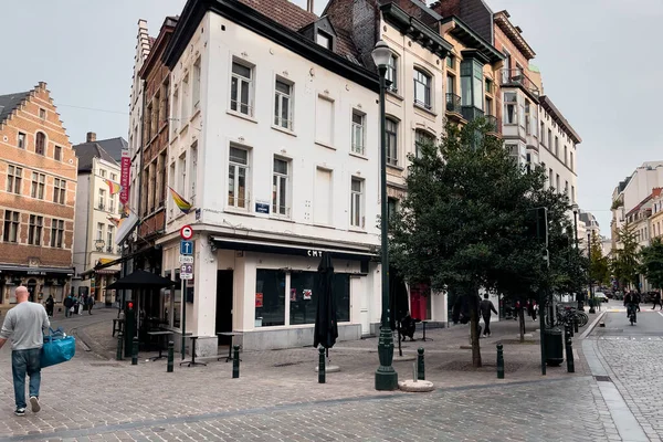 브뤼셀의 거리를 사람들 — 스톡 사진