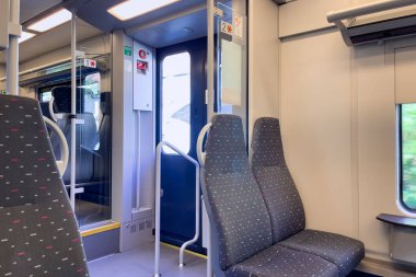 Belçika 'da bir trenin içi Emtpy