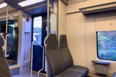 Belçika 'da bir trenin içi Emtpy