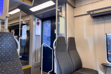 Belçika 'da bir trenin içi Emtpy