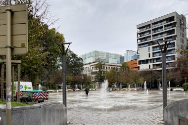 Brüksel 'in Etterbeek ilçesinde Jean Rey Meydanı