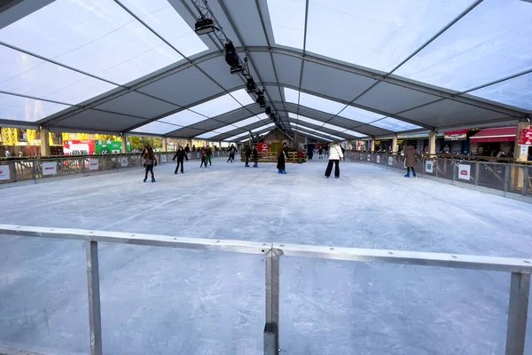 People Ice Skating Rink Brussels Belgium — Stock Photo, Image