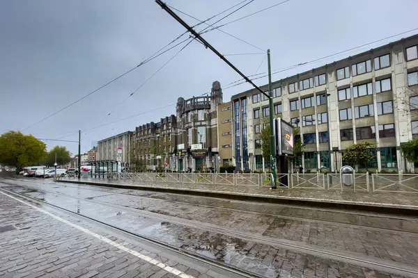 Samochody Jadące Drodze Deszczowy Dzień Brukseli Belgia — Zdjęcie stockowe