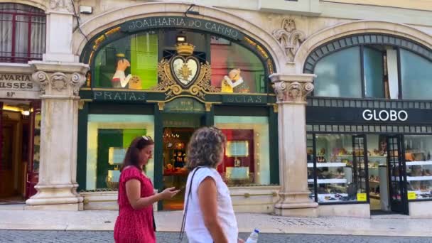 Люди Які Гуляли Вулицею Лісабона Португалія — стокове відео