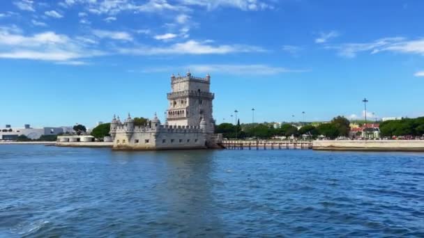 Vista Barco Passeio Sobre Torre Belém Lisboa Portugal — Vídeo de Stock