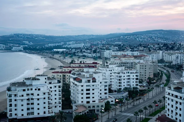 Fas 'taki Tanger şehir merkezindeki binaların panoramik görüntüsü