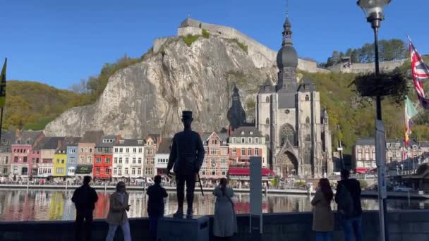 Pohled Historické Město Dinant Malebnou Řekou Meuse Belgii — Stock video