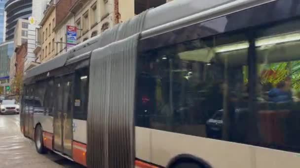 Autobus Jadący Drodze Bruksela Belgia — Wideo stockowe