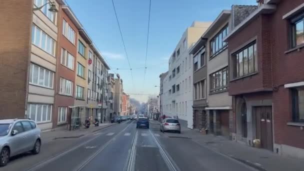 Widok Przedniej Szyby Samochodu Jadącego Drodze Brukseli Belgia — Wideo stockowe