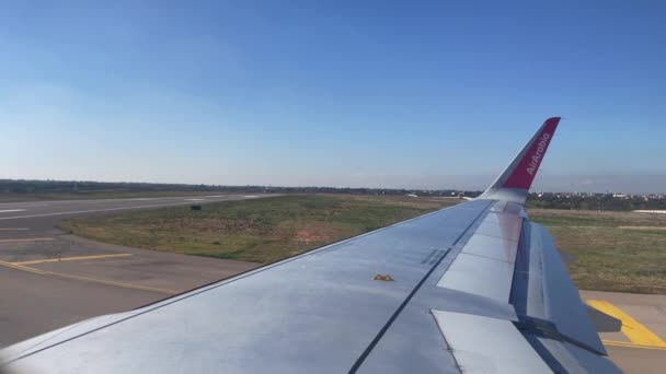 Window View Air Arabia Commercial Airplane Taking Runway Fes Sais — Stok video