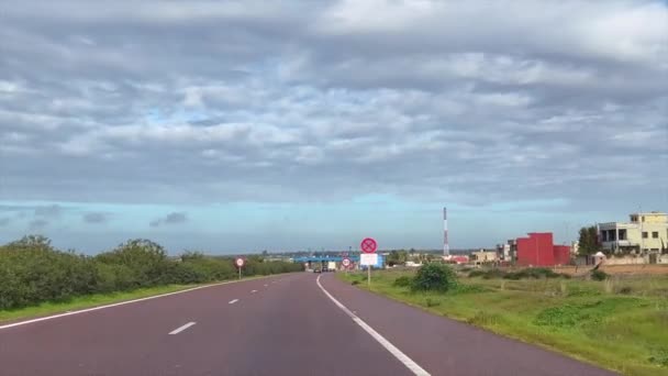 Dashcam Car Arriving Payment Checkpoint Highway Morocco — Vídeo de stock