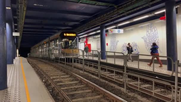 Metro Train Subway Station Brussels Belgium — Stock Video