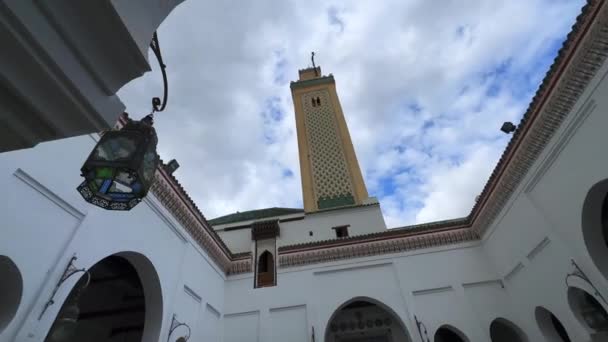 摩洛哥费兹市Moulay Idris Ii的Zawiya美丽的内陆 — 图库视频影像
