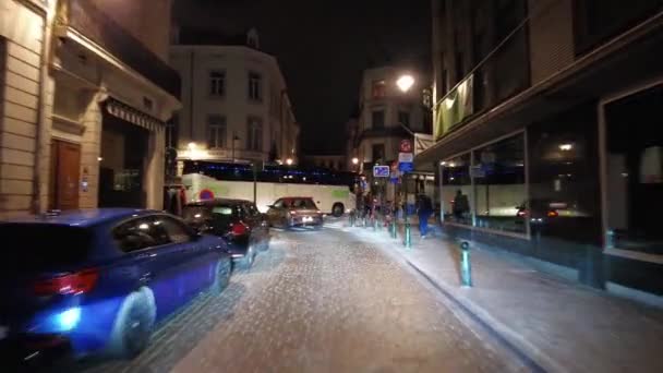 Valós Idejű Dashcam Felvétel Egy Autó Vezetés Úton Éjjel Brüsszelben — Stock videók