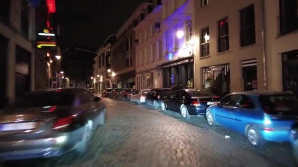 Στιγμιότυπο Κάμερας Πραγματικό Χρόνο Ενός Αυτοκινήτου Που Οδηγούσε Στο Δρόμο — Αρχείο Βίντεο