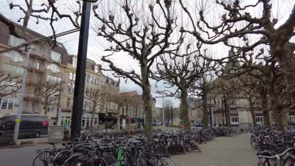 ベルギー ゲントの街を歩く人のFpv — ストック動画