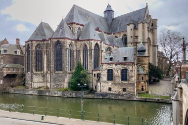 Gent, Belçika 'daki Saint Michael Kilisesi