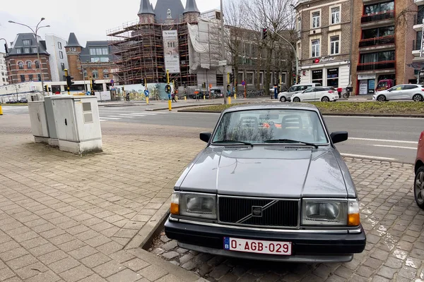 Grey Volvo 240 Szedán Parkolt Szélén Gentben Belgiumban — Stock Fotó