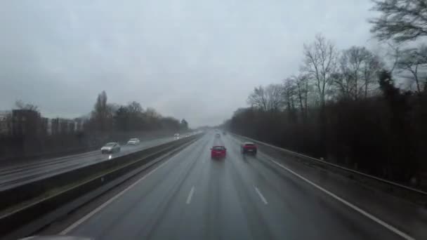 ベルギーとフランスの道路を走行しているFlixbusからのDashcamビュー — ストック動画