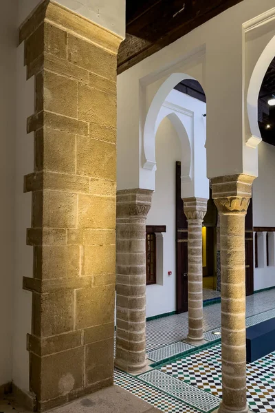 Schöner Brunnen Inmitten Eines Hofes Nationalmuseum Für Schmuck Rabat Marokko — Stockfoto