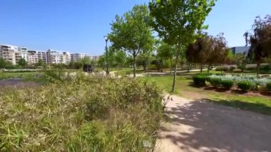 Fes, Fas 'taki Champ de Course Park' ta yapay göl.