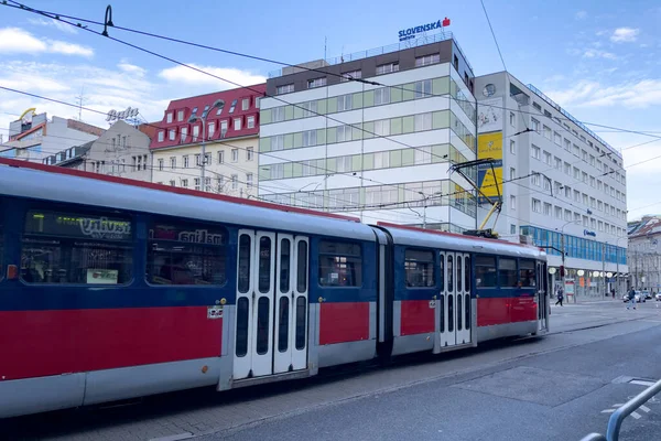 Avusturya, Viyana yolundaki modern tramvay