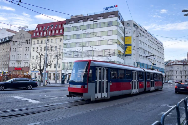 Avusturya, Viyana yolundaki modern tramvay