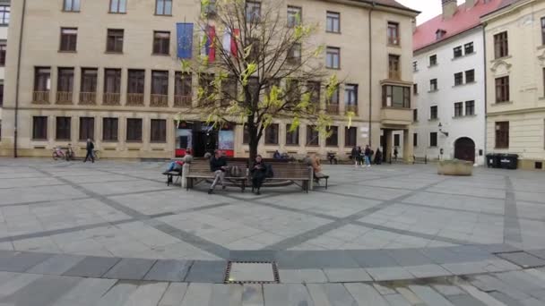 Pov Slovakya Nın Bratislava Kentindeki Michael Gate Doğru Yürüyor — Stok video