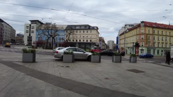 Tramway Que Passa Rua Bratislava Eslováquia — Vídeo de Stock