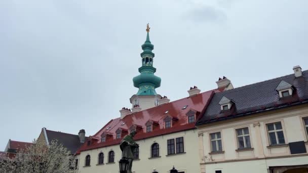 Michael Gate Casco Antiguo Bratislava Eslovaquia — Vídeo de stock