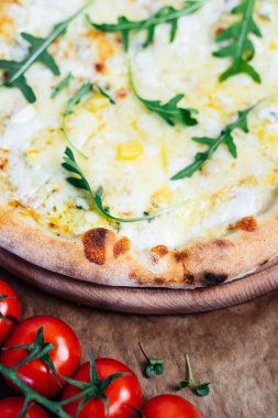 lezzetli bir dilim pizza