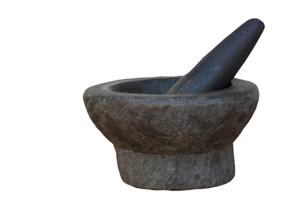 Beyaz arka planda eski granit harç ve tokmak. Kavram, mutfak gereçleri. Tayland yemek pişirme aracı, biber ezmesi veya köri ezmesi sıkmak için kullanılır..    