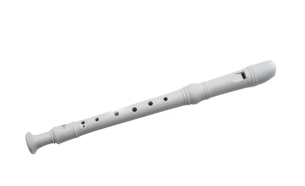 白色塑料长笛 白色背景隔离 传统乐器 带旋律音孔的鼓声类型 用手指控制 — 图库照片