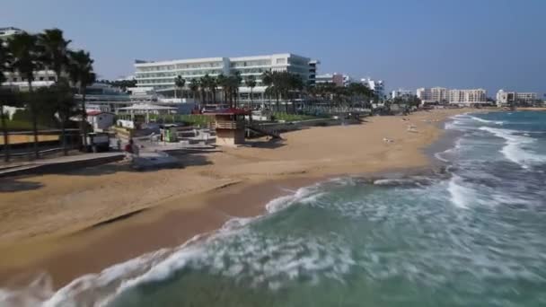 Hotely Pobřeží Protarasu Kypr Letecký Pohled Písečná Pláž Tyrkysová Voda — Stock video