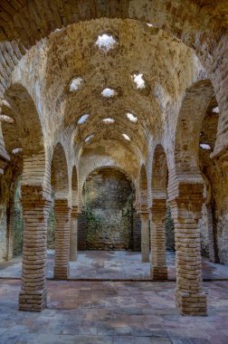 Ronda 'daki Arap hamamlarının manzarası, İspanyolcada Banos Arabes olarak bilinir. Yüksek kalite fotoğraf
