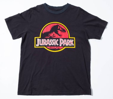 Kent, UK, 01.012023 Jurassic Park, hakiki Universal Studios Jaws tişörtü. Film ve film ticareti. Ünlü ikonik dinozor filmi.