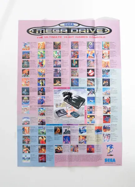 Londra, İngiltere, 05.05.2020 Klasik Sonic The Hedgehog Poster Sega Megadrive 1990 'lar. Sega Megadrive 'in tanıtım posteri. Eski tip video oyunları.