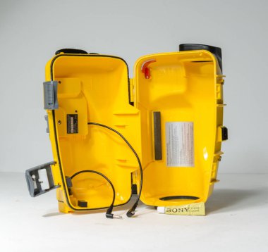 London, uk, 05 / 05 / 20202 A retro Sony SPK TRA Handycam 8mm Video 8 mm Splash Proplash Sports Housing Pack. Sualtı dalışı video kamera yuvası. Su geçirmez fotoğrafçılık.