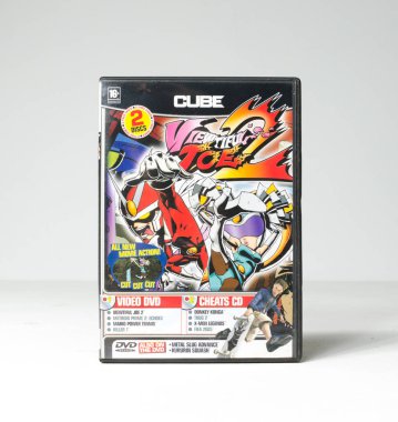 Londra, İngiltere, 05 / 08 / 02019 Cube Disks sayısı 40 Donkey Konga, haydut 2, xmen fifa hile yaptı 2 disk oyunu yavrusu