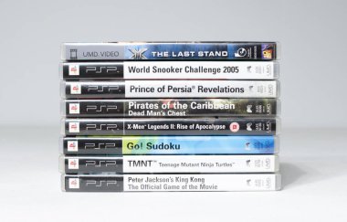 Londra, İngiltere, 05 / 05 / 2018 Sony Psp video oyunları koleksiyonu. Sony umd dvd bilgisayar atari oyunları. Taşınabilir oyun istasyonu için taşınabilir oyunlar. ps1 ps2 ps3 ps4