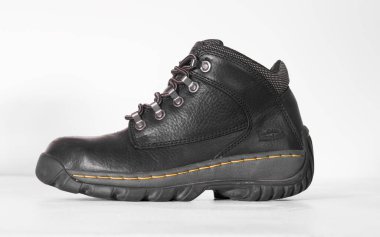 Kent, U1.01.2023 Dr. Martens endüstriyel çelik tırnak botu FS61Lace Up Boot Black UK7 Doc Martens. Güçlü çelik başlıklı endüstriyel giysi botu. Sıkı inşaat işi için sert botlar..
