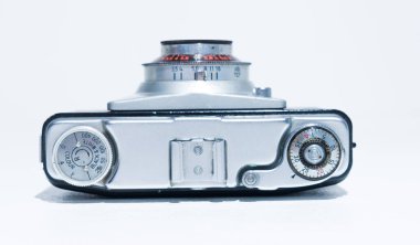 Kent, Uk 01.01.2024 Ilford Sportsman 35mm kamera, çanta ve nadir bulunan orijinal kutu. Klasik fotoğrafçılık. Eski moda klasik kamera gövdesi ve vücut kapağı. Uzaklık bulucu kamera.