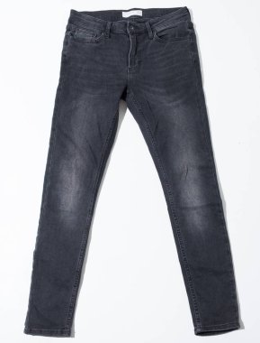 Kent, İngiltere, 01.01.2023 Black rustic Topman Spray on Jeans Skinny Black. Ünlü ikonik Amerikan kotları sokak kıyafetleri Mens Blue Denim Slim Straight Jeans 
