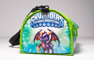 Kent, Uk 01.01.2023 Skylanders Spyros macerası Xbox ps3 iftira figürleri taşımaktan dava taşıyor. Warcraft macera tarzı paçavra video oyunu ürünleri dünyası